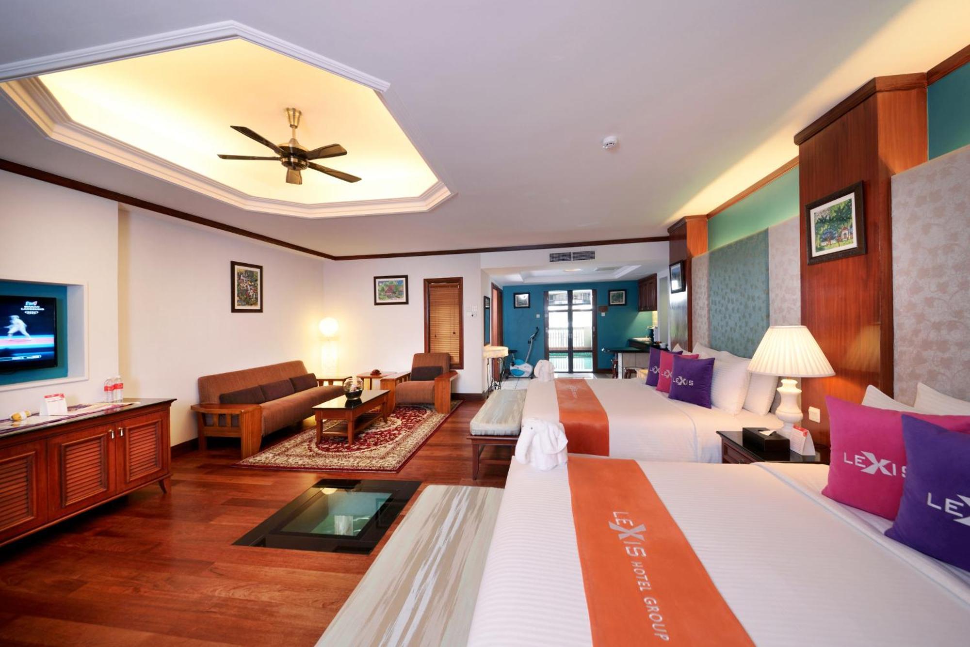 Grand Pool Villa ​Lower